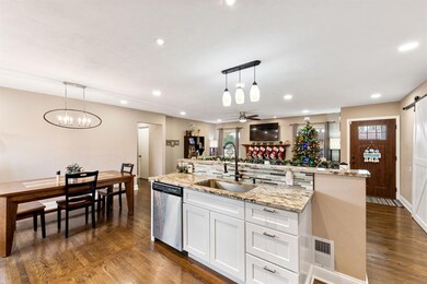 8545 Delaware St, Highland, IN 46322 - photo 6