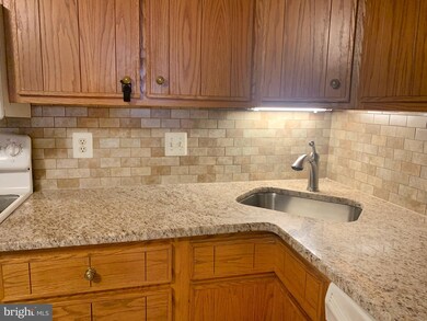 24 Flint Ridge Dr, Reading, PA 19607 - photo 6