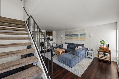 874 Marigold Ct, Carlsbad, CA 92011 - photo 3