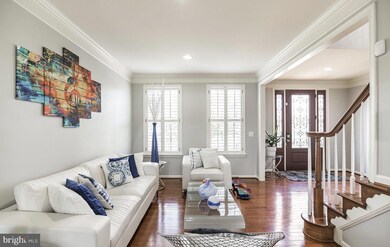 6012 Fox Haven Ct, Woodbridge, VA 22193 - photo 2