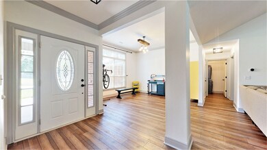 213 SW Tunbridge Dr, Bentonville, AR 72712 - photo 3