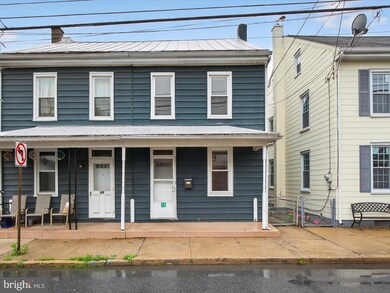 31 W Ferdinand St, Manheim, PA 17545 - photo 2