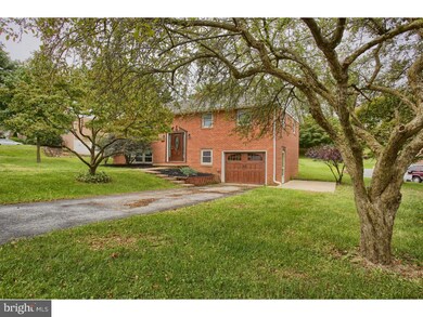 3900 Moyer Ave, Reading, PA 19606 - photo 2