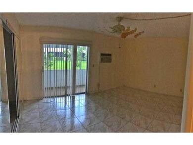 231 Sheffield J, West Palm Beach, FL 33417 - photo 4