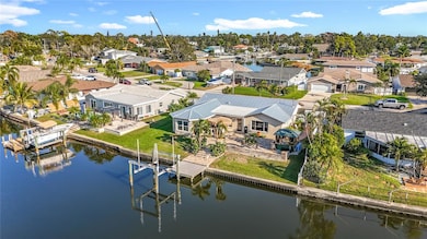 4990 Dover St NE, St. Petersburg, FL 33703 - photo 3