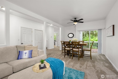 4748 Lakeshore Ln SE unit B, Olympia, WA 98513 - photo 7