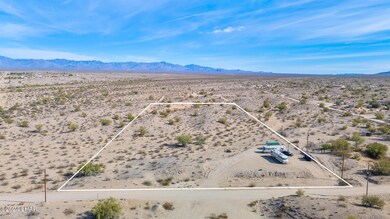 16712 S Lawton, Yucca, AZ 86438-32