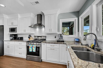 601 Pompano Rd