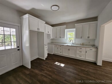 316 H St NE, Ardmore, OK 73401 - photo 3