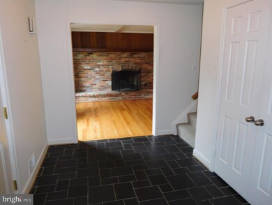 12712 Steeple Chase Way, Potomac, MD 20854 - photo 2