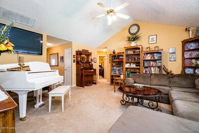 245 Berger Farm Dr, Mount Washington, KY 40047 - photo 4