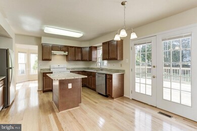 12306 Chagall Dr, North Potomac, MD 20878 - photo 5