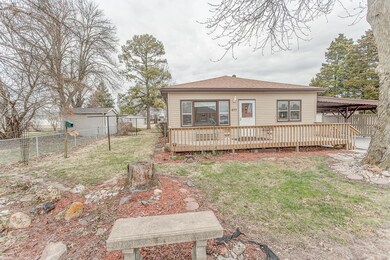 411 E Perry St, Maryville, IL 62062 - photo 2