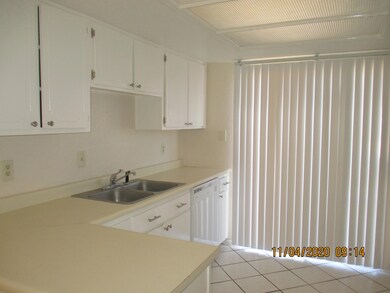 2813 Wong A_web 2020 (14)