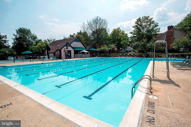 5717 Balsam Grove Ct unit 72, Rockville, MD 20852 - photo 5