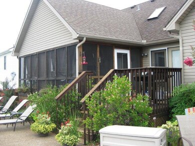 842 Isaac Shelby Cir E, Frankfort, KY 40601 - photo 3