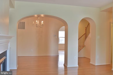 3031 Arbor Square Dr, Frederick, MD 21701 - photo 5