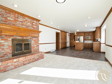 2800 Gregory Dr S, Billings, MT 59102 - photo 4