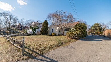 15 Beach Rd, Gloucester, MA 01930 - photo 7