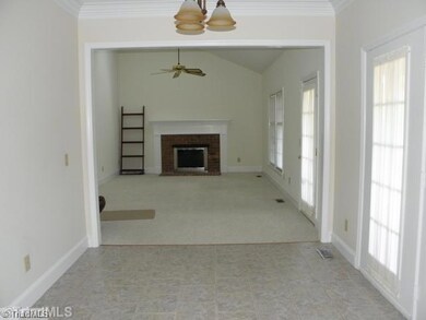 2104 Mirus Ct, High Point, NC 27265 - photo 7