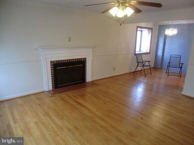 1130 Mchenry Dr, Glen Burnie, MD 21061 - photo 2