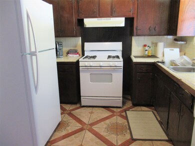 1610 Blue Bell Rd, Houston, TX 77038 - photo 4