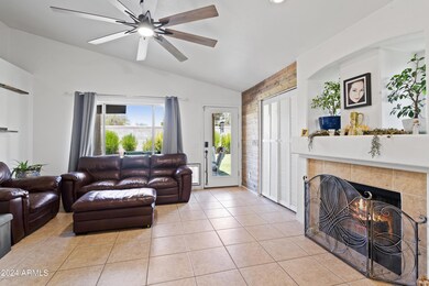 05-Family Room