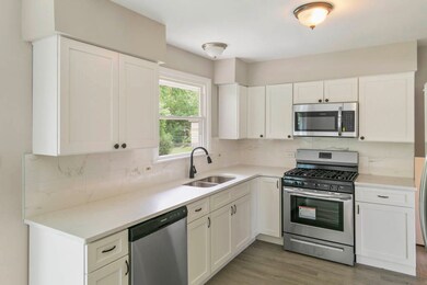 3415 Laurel Ln, Hazel Crest, IL 60429 - photo 5