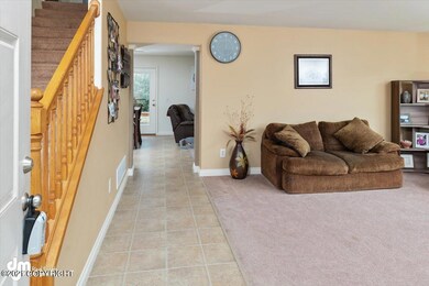06-Living Room_DMD_6368