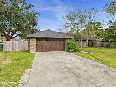 CAM04246G0-PR0177-STILL030