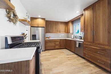 1207 E Griswold Rd, Phoenix, AZ 85020 - photo 7