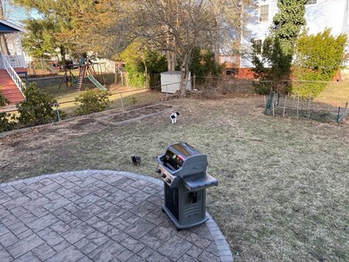 174 Winchester St, Newton, MA 02461 - photo 3