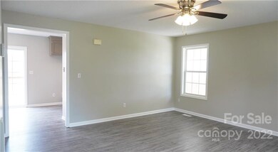 1017 Courtney Cove Ct unit 4, Gastonia, NC 28052 - photo 4