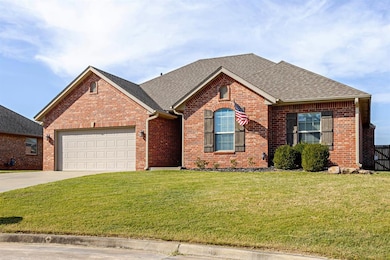 2024 Lantana Cir, Shawnee, OK 74804 - photo 2