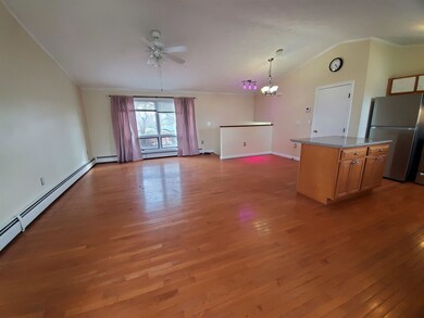 164 Maple St unit C, Manchester, NH 03103 - photo 7