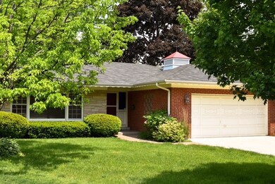 2420 Sumac Cir, Glenview, IL 60025 - photo 5