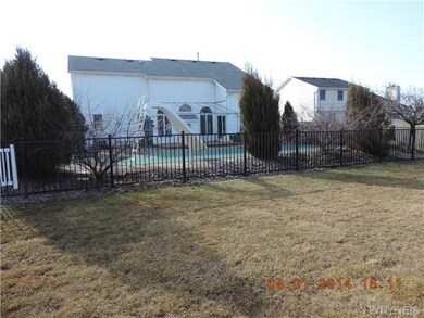 7249 Balla Dr, North Tonawanda, NY 14120 - photo 3