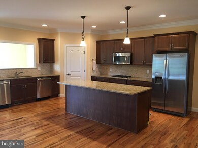 109 Cahille Dr, Winchester, VA 22602 - photo 5