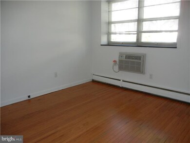 53 Llanfair Rd unit E, Ardmore, PA 19003 - photo 5