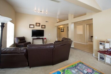 Formal Dining & Living