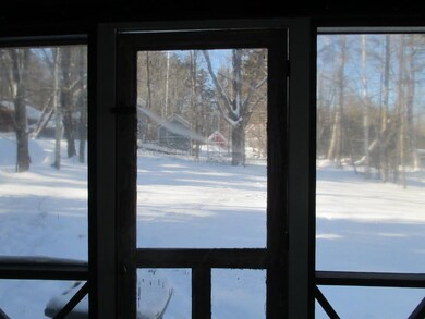 52 Pinewood Ave, Bethlehem, NH 03574 - photo 5