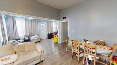 224 Vine St, Greenville, IL 62246 - photo 6