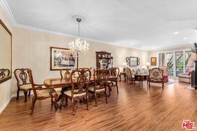 4785 Park Encino Ln unit 138, Encino, CA 91436 - photo 5