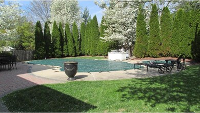 4922 Mead Dr, Doylestown, PA 18902 - photo 2