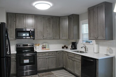15 Roundabend_ Kitchen (7)