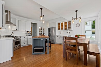 239 N Batavia Ave, Batavia, IL 60510 - photo 7