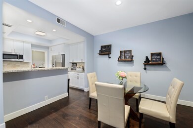 291 Litchfield Ln, Houston, TX 77024 - photo 4