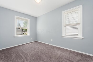 T 1539 E Maynard Ave00001
