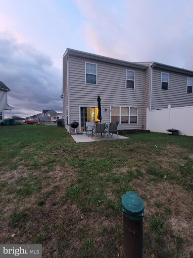 1236 Emilys Ct, Greencastle, PA 17225 - photo 2