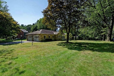 304 Osborne Rd, Albany, NY 12211 - photo 2